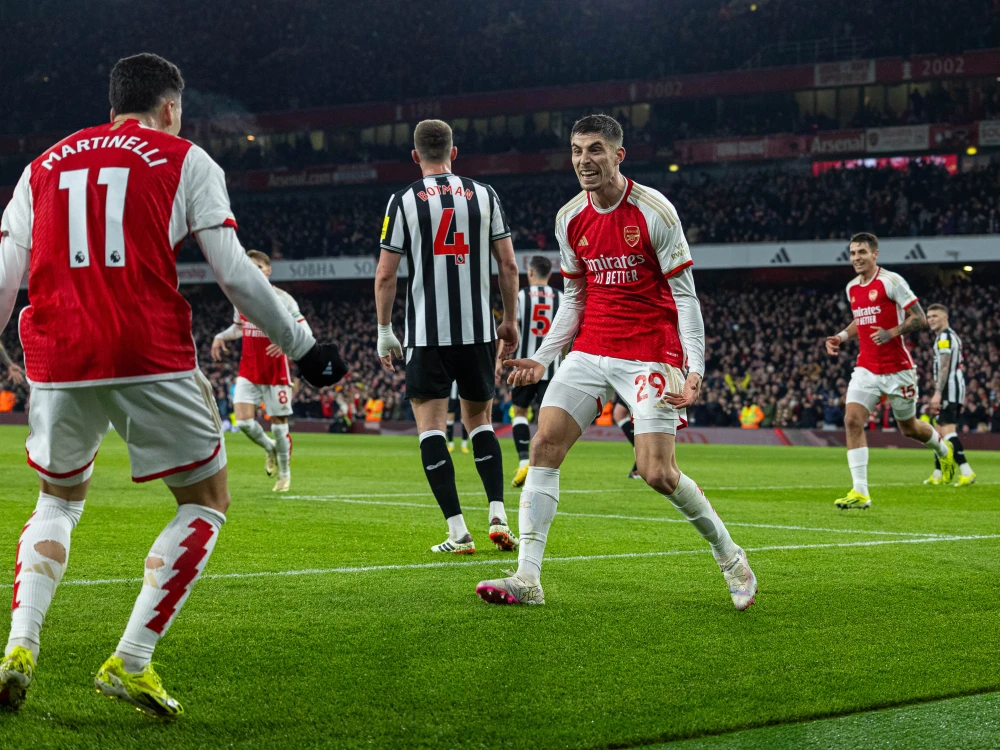 包含皇家马德里围绕NBA常规赛伤情更新冲刺阶段巴黎圣日耳曼队长鼓劲，连对手都承认：里程碑夜曼联外线爆发的词条